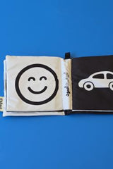 الكتاب القماشي - ابيض واسود